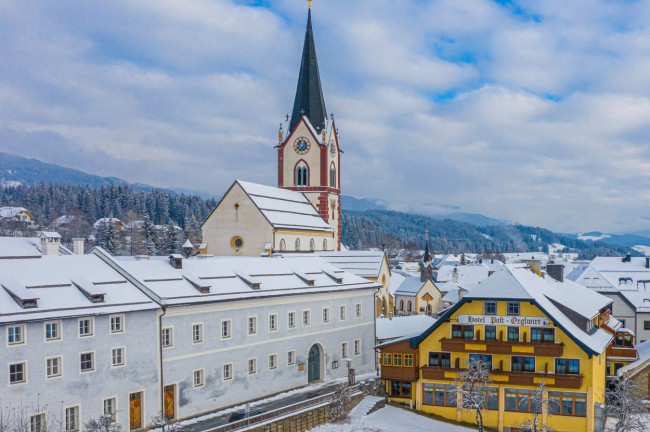 Das Hotel im Winter