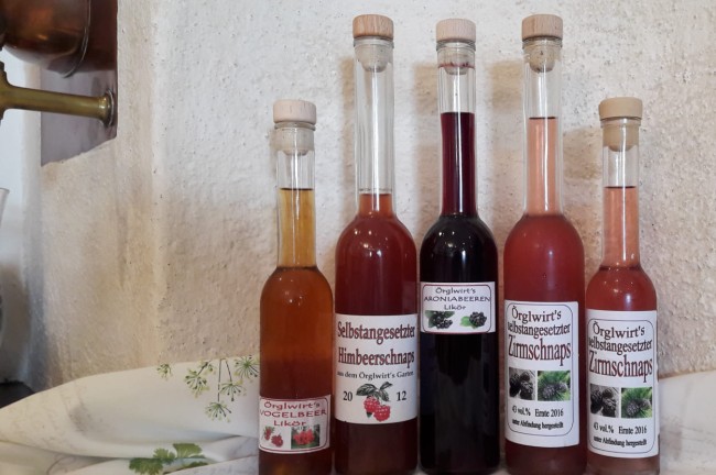 Selbstangesetzte Liköre