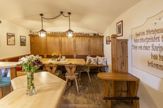 Gemütliche Gaststube zum Verweilen