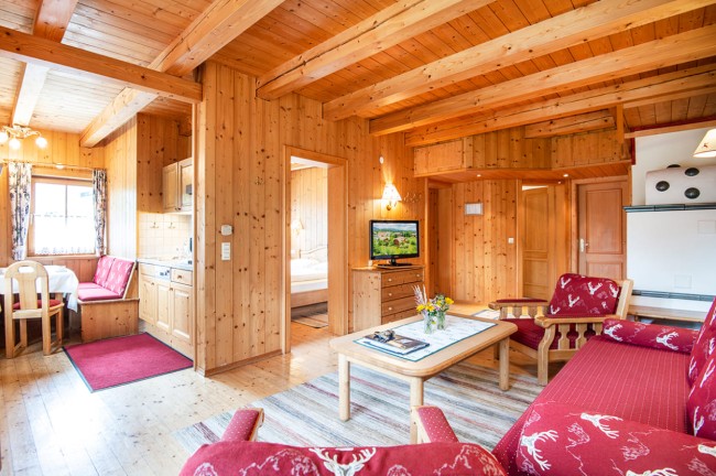 Living area in apartment type A of our family apartments in Mariapfarr