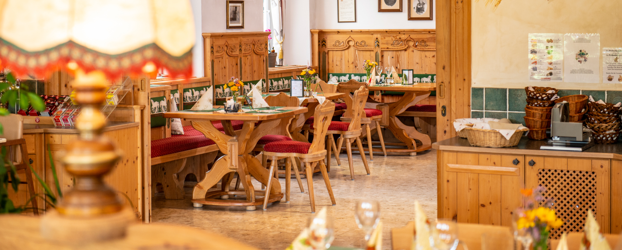Stube zum Essen und Trinken im Hotel Post Örglwirt