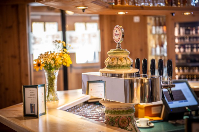 Hotelbar im Hotel Post Örglwirt