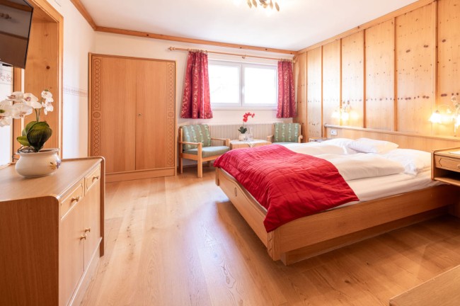 Hotelzimmer im Hotel Post Örglwirt in Mariapfarr, Salzburger Land, Österreich