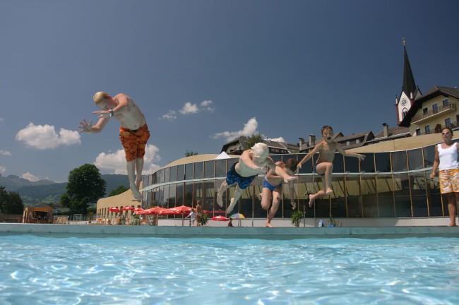 Schwimmen im Schwimmbad Samsunn in Mariapfarr