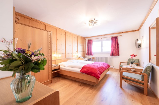 Doppelzimmer für 2 Personen ohne Balkon