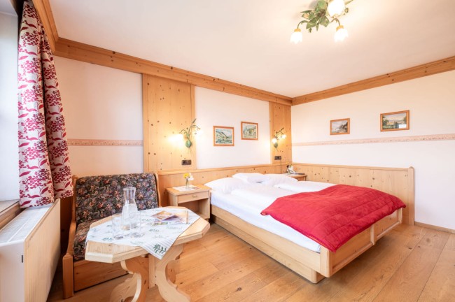 Das Doppelzimmer Edelweiß mit Balkon